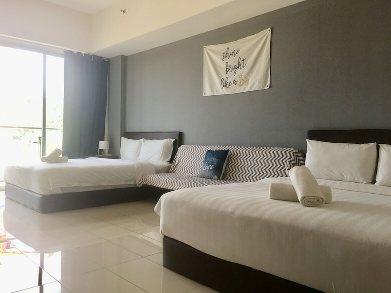 Hotel Jio Suites Aeropod Big Quadruple Rooms