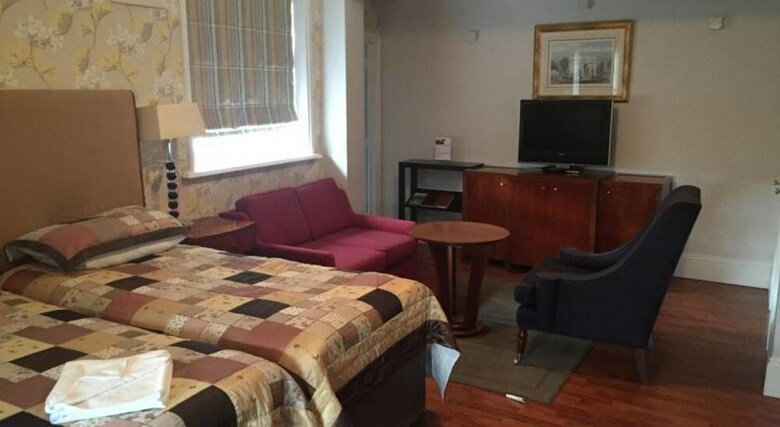 Bed & Breakfast The Royal Standard Guest House