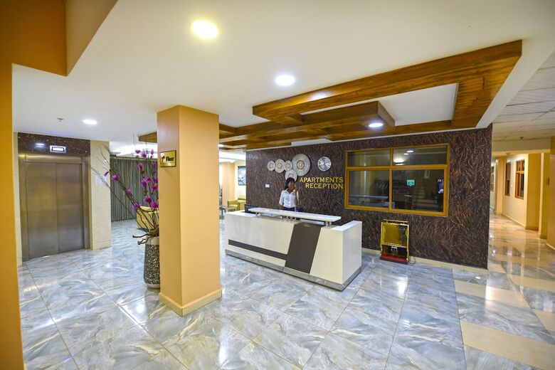 Aparthotel Bmk House Apartments