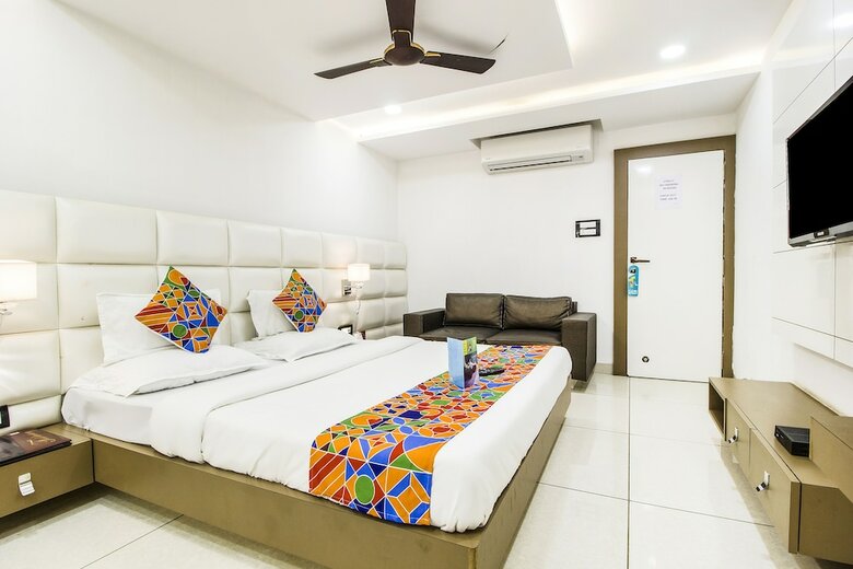 Fabhotel Rajnandani Residency