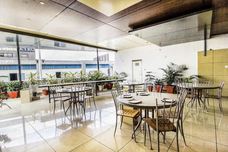 Fabhotel Rajnandani Residency