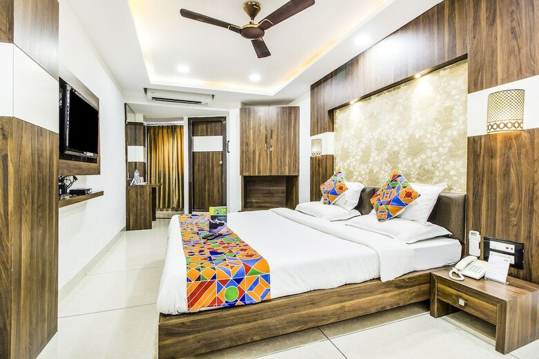 Fabhotel Rajnandani Residency