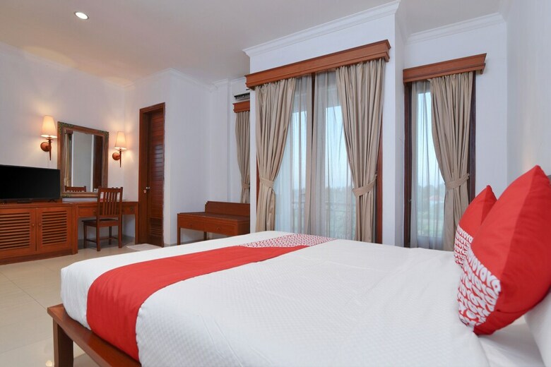 Hostal Oyo 190 Bsb Hotel