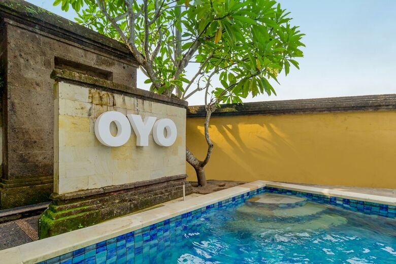 Hostal Oyo 190 Bsb Hotel