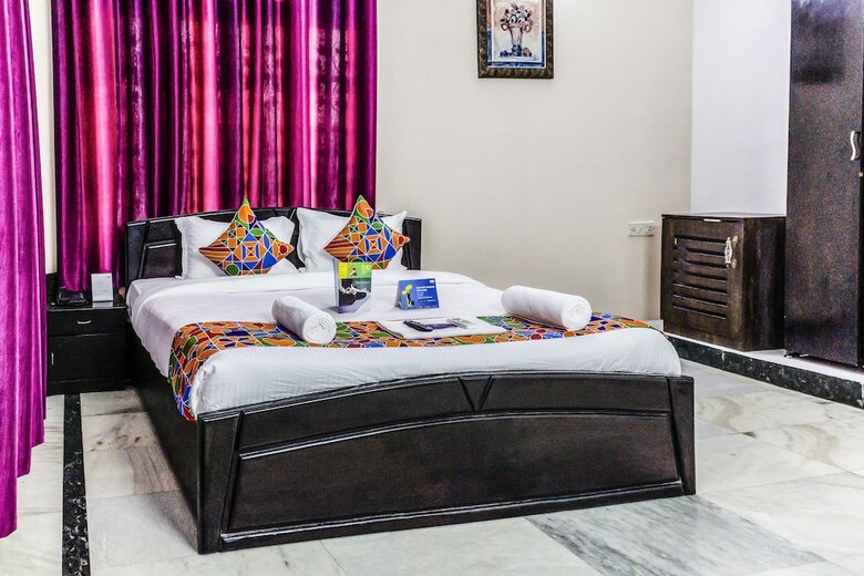 Fabhotel Hillstone Banjara Hills