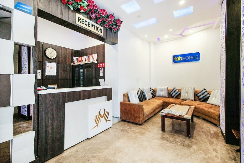 Fabhotel The A Park Lashkar