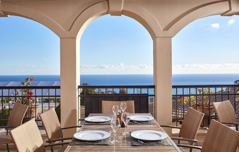 Aphrodite Hills Hotel By Atlantica