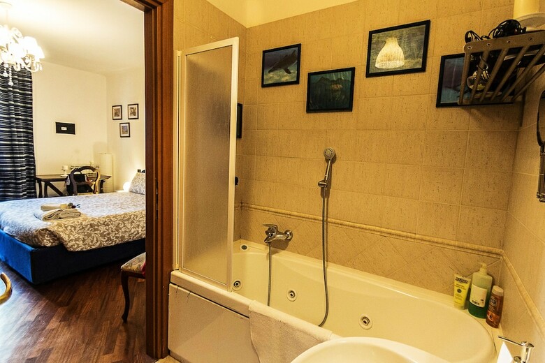 Hotel Leonardo Rome Holidays