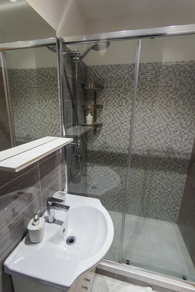 Hotel Leonardo Rome Holidays