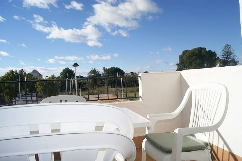 Apartamentos Marineu Porta La Mar