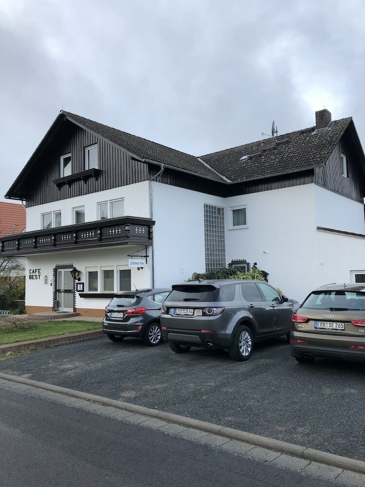 Hotel Cafe Best G�stezimmer