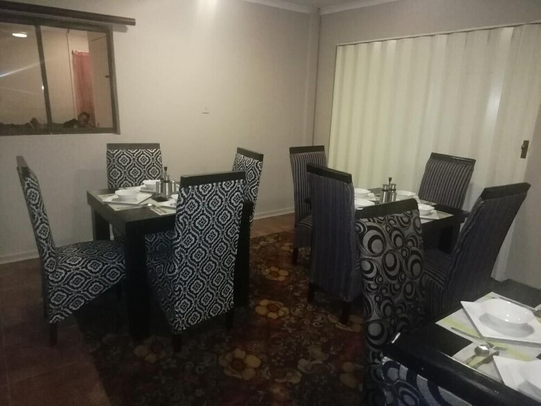 Hotel Rosepark Guest House