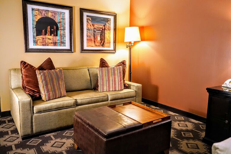 Omni San Antonio Hotel At The Colonnade