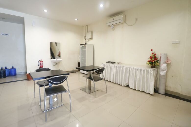 Hotel Reddoorz @ Batu Aji Batam