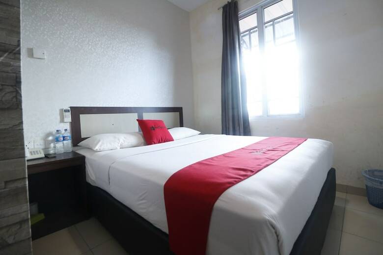 Hotel Reddoorz @ Batu Aji Batam