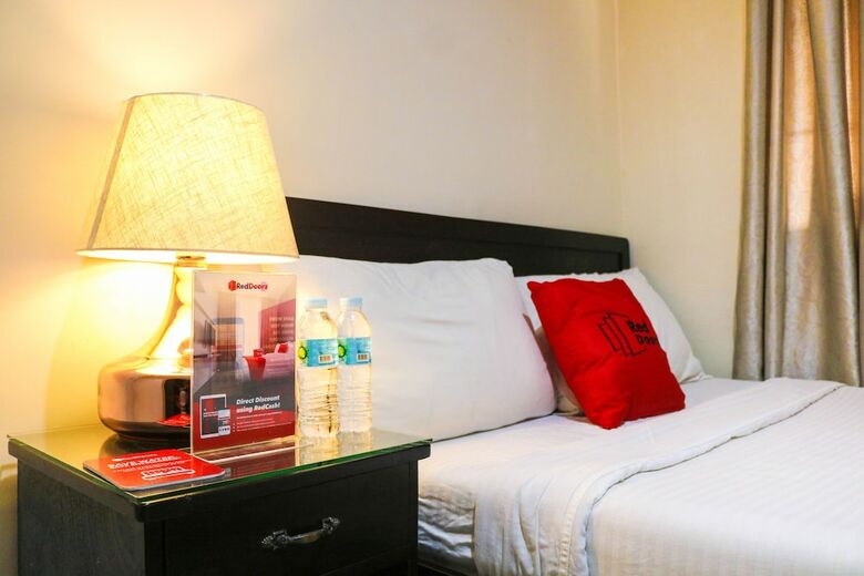 Hotel Reddoorz Plus @ Mabolo Cebu
