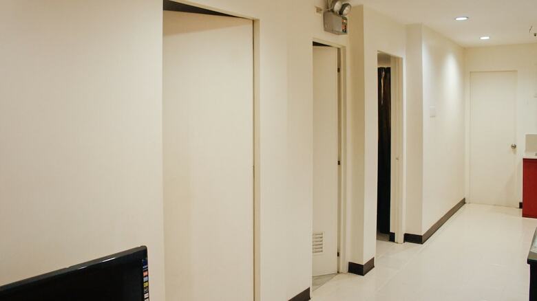 Hotel Reddoorz Plus @ Mabolo Cebu