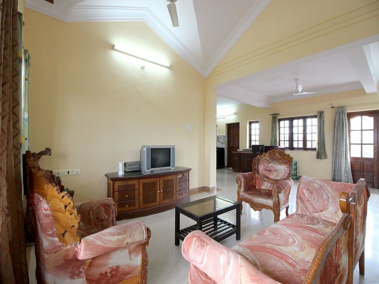 Apartamentos Oyo 17131 Home Spacious 2bhk Dona Paula