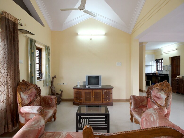 Apartamentos Oyo 17131 Home Spacious 2bhk Dona Paula