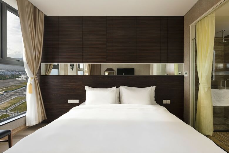 Emerald Bay Nha Trang Hotel And Spa