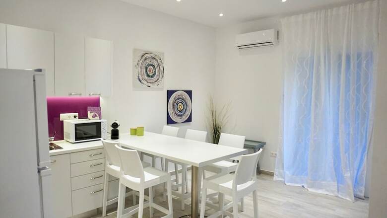 Apartamentos Spacious Modern Apt In Athens Near Metro