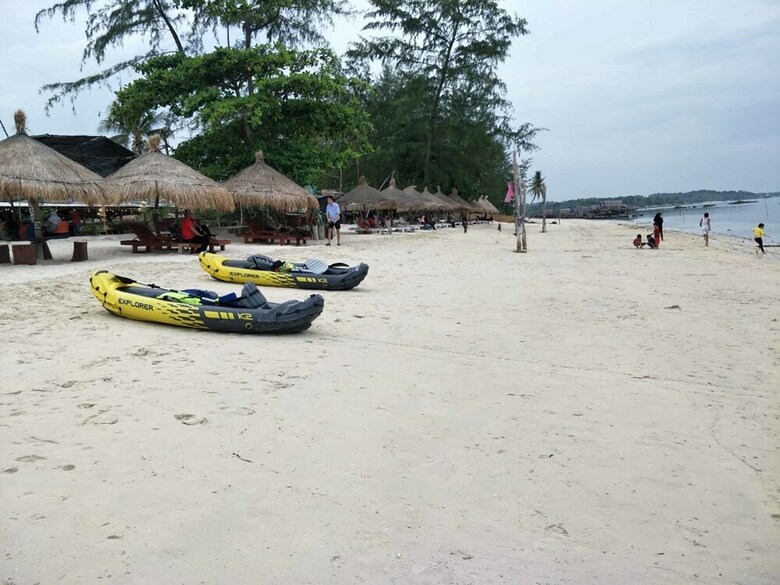 Bed & Breakfast Madu Tiga Beach & Resort