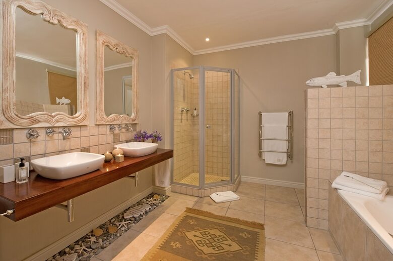 Hotel Lavender Manor Guest Lodge