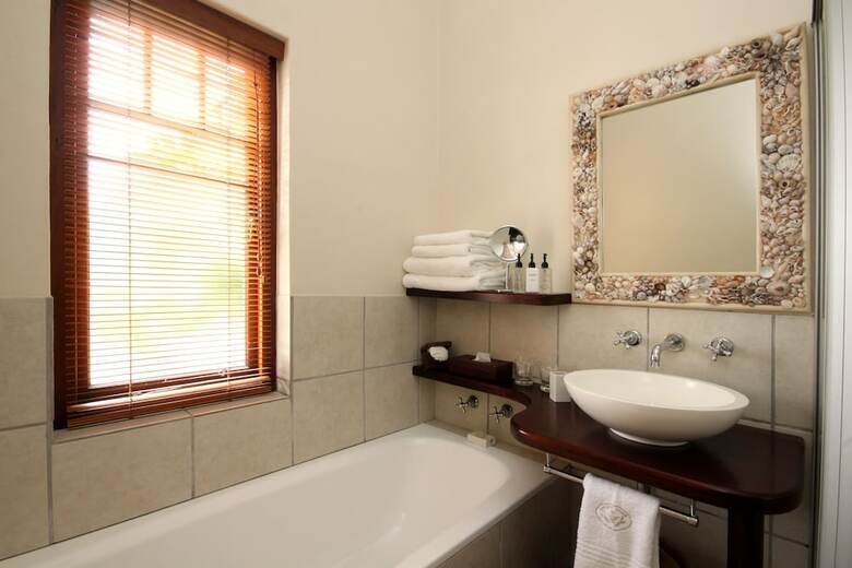 Hotel Lavender Manor Guest Lodge
