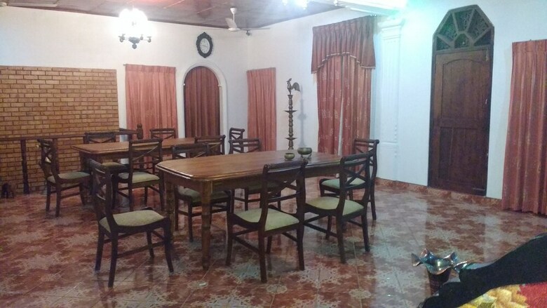 Hostal Serendib Garden Resort