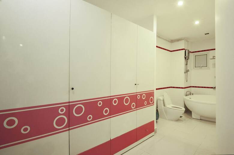 Hostal My Friends Hotel - Hostel