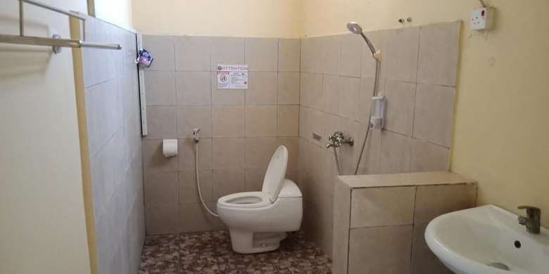 Hotel Rori Homestay