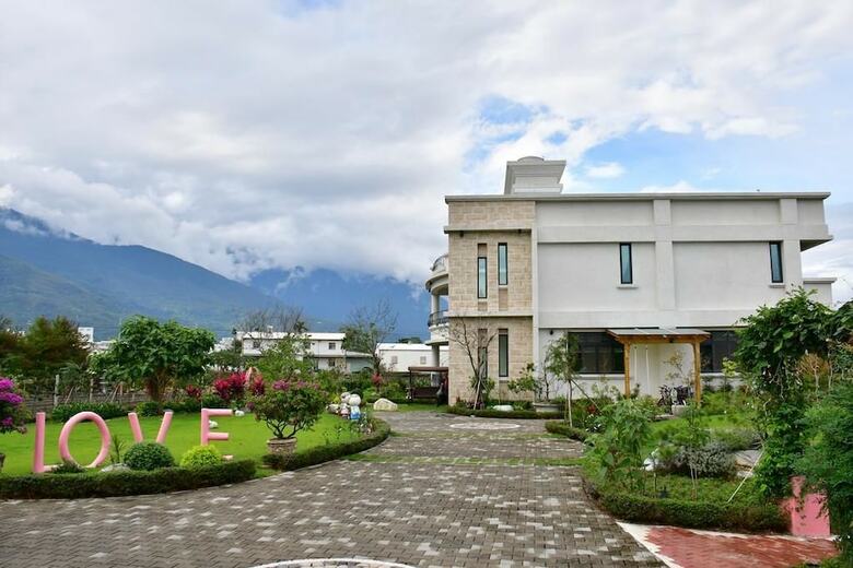 Bed & Breakfast Flowerforest