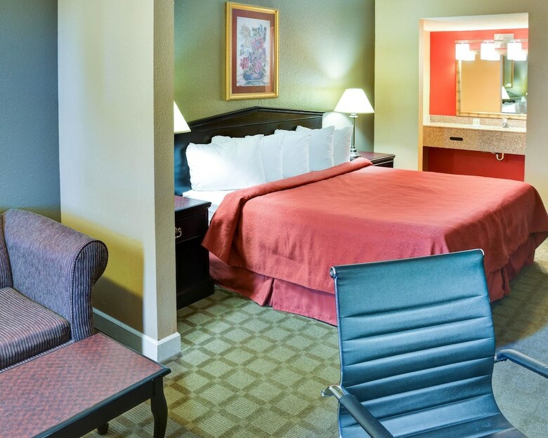 Motel Quality Inn & Suites