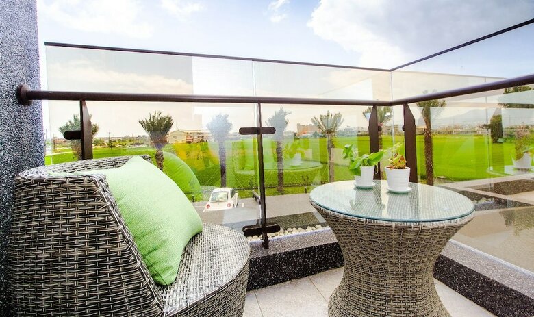 Bed & Breakfast Urban Oasis Inn