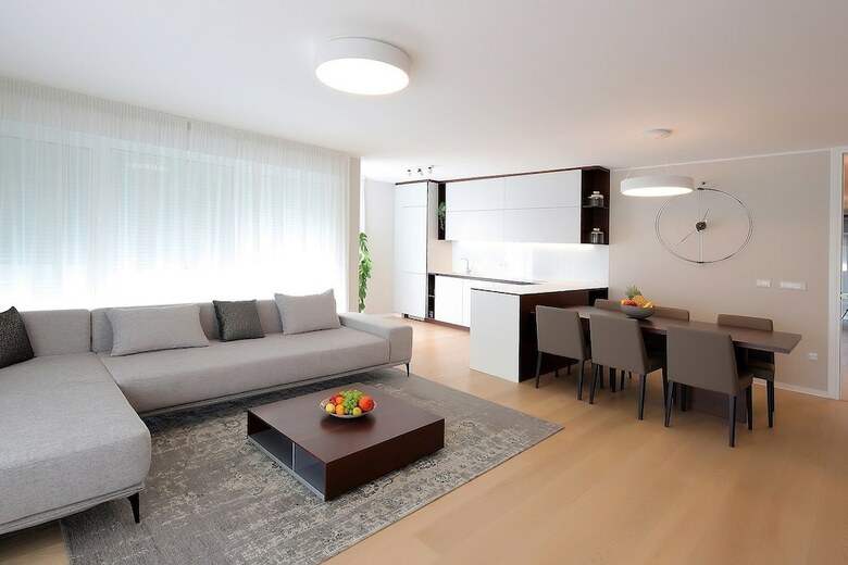 Stylish Apartment 100m From The Beach