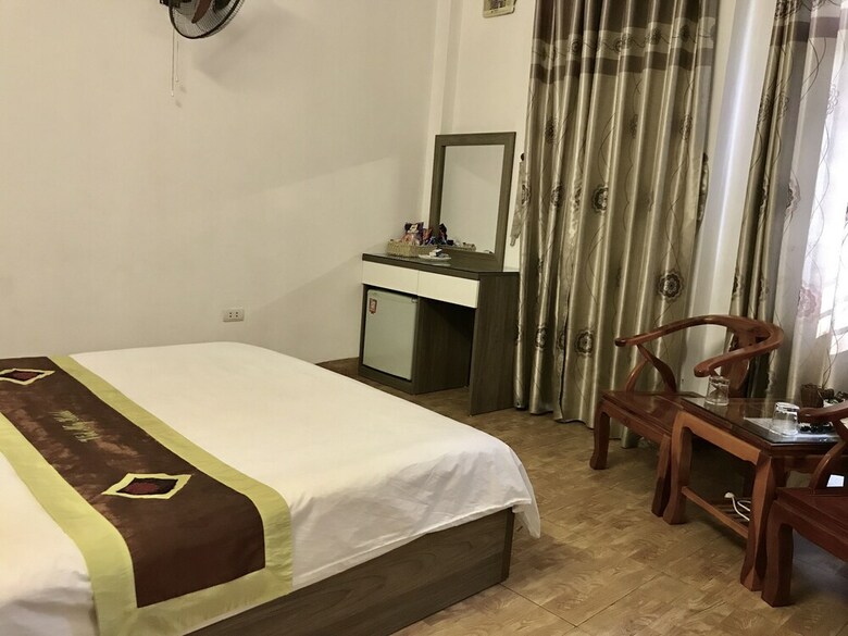 Hotel Khach San Viet My