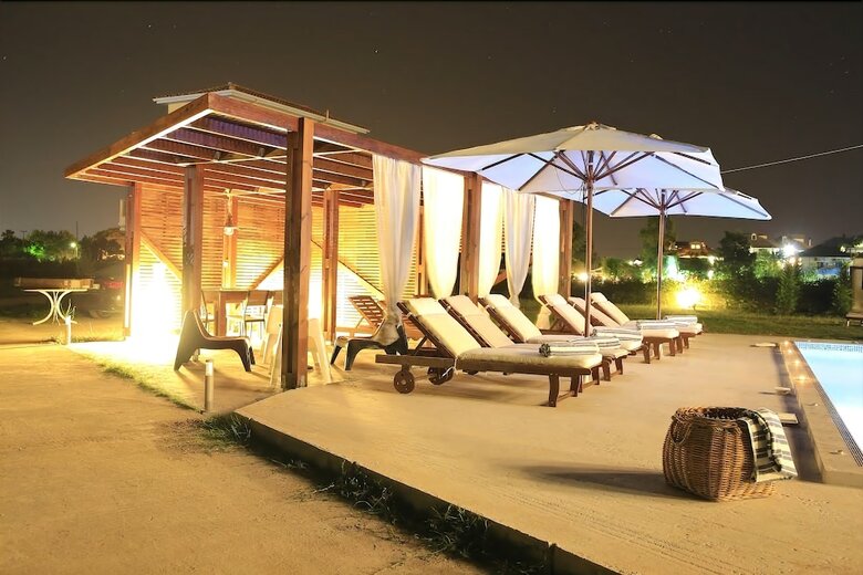 Hiend Beach Villa