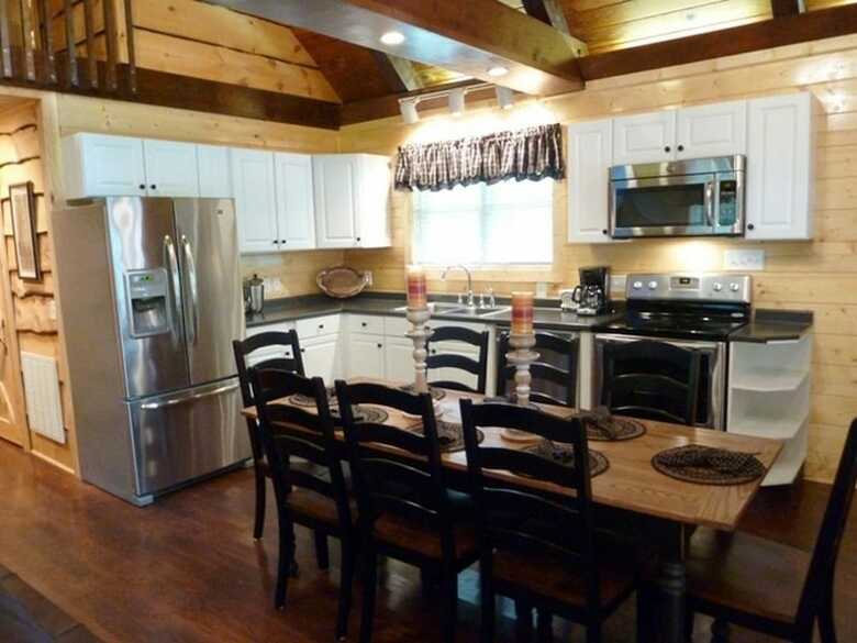 Cabana A_pebble_beach_river_cabin