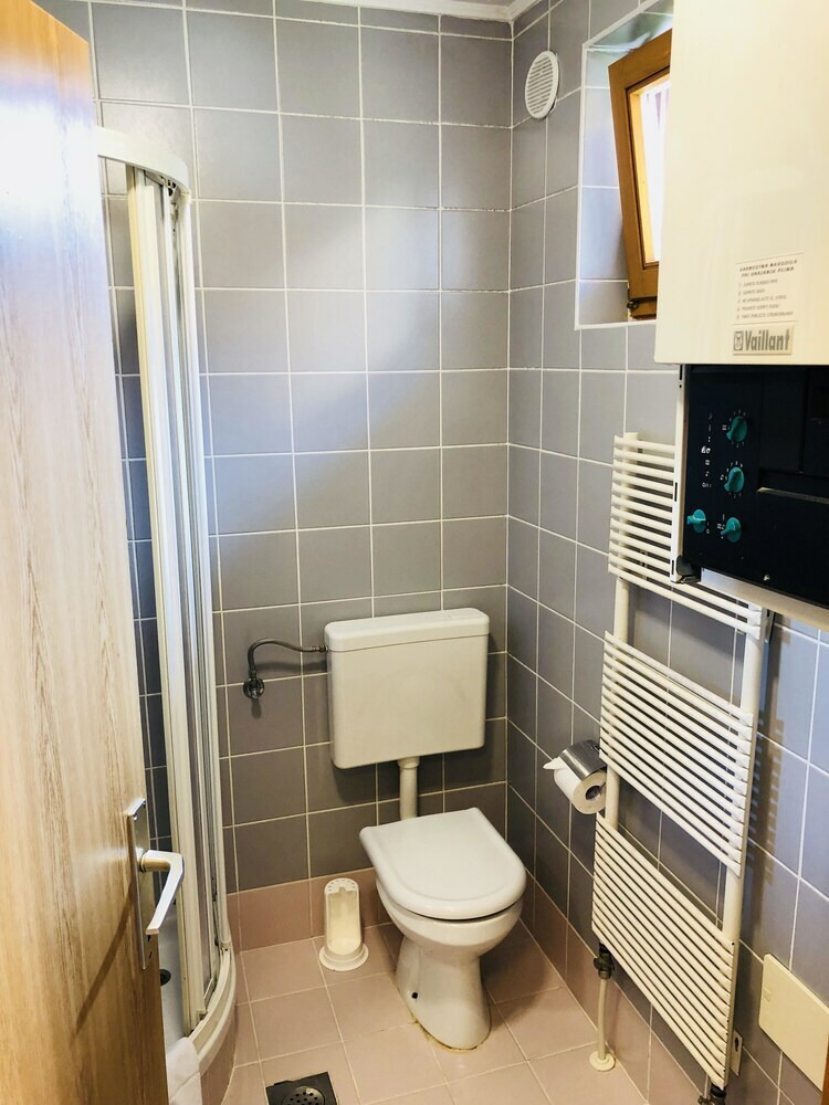 Hotel Extraordinary Apartment & Mobile Home