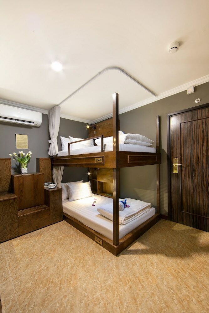 Hostal Little Charm Hanoi Hostel