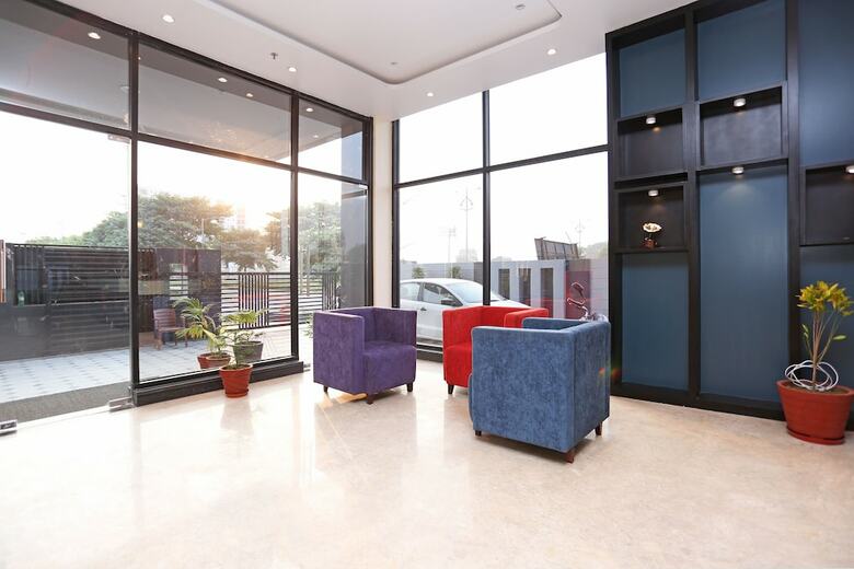 Hotel Edition O 30022 Ekana Cricket Stadium