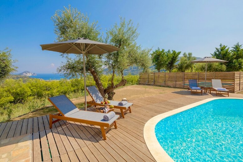 Villa Keri Sea
