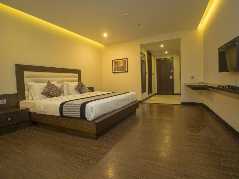 Capital O 3300 Hotel Montana