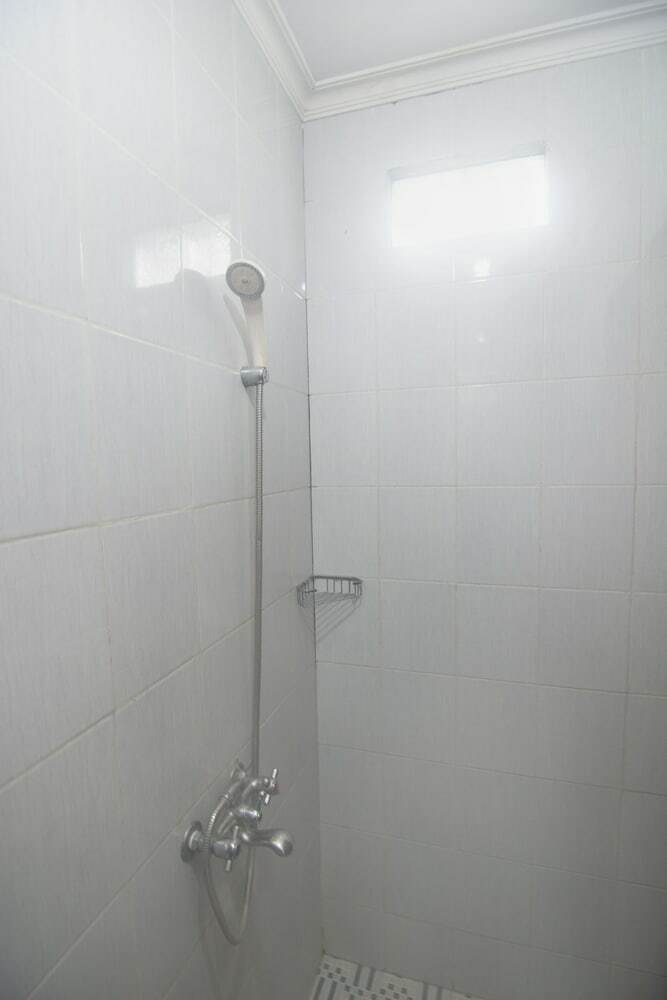 Hostal Oyo 198 Emdi House Seturan