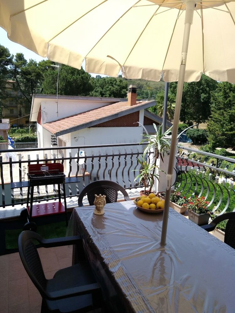 Hotel Pergusa Lake Home