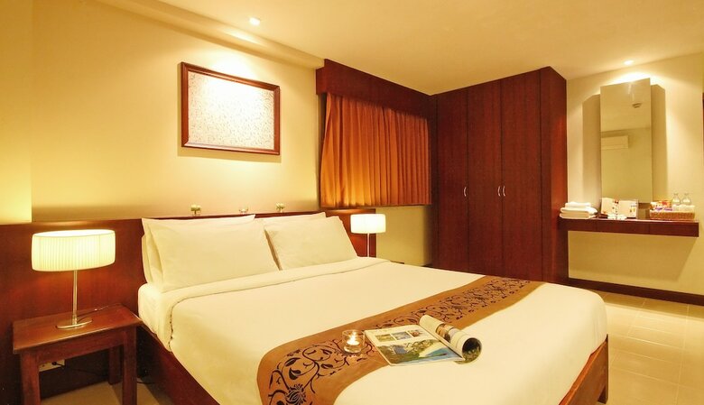 Hotel Floral Shire Resort