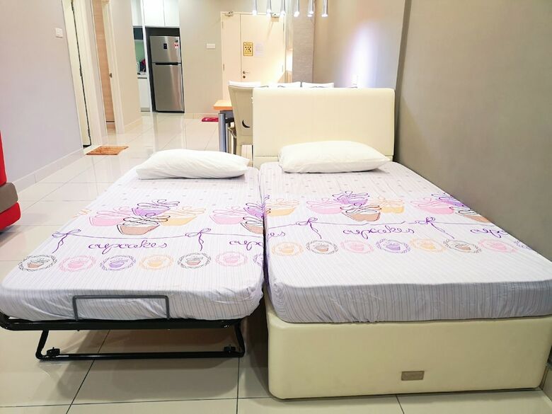 Mansion One 2 Bedroom Apartment