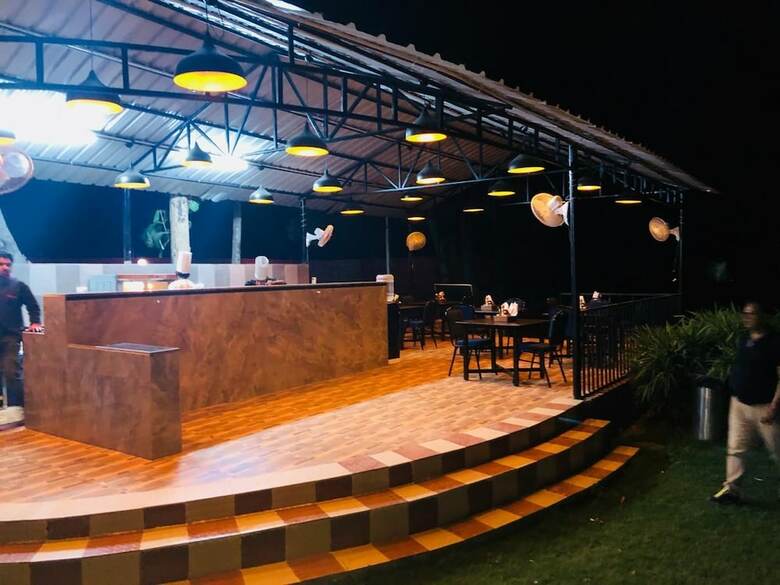 Hotel Aranya The Kanan