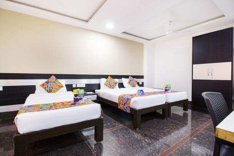 Hotel Fabexpress Gokul House