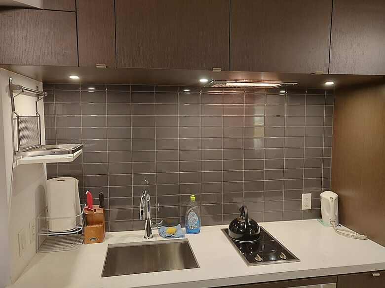 Amazing Royal Suites Yorkville